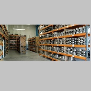 Stockist of Fittings & Flanges